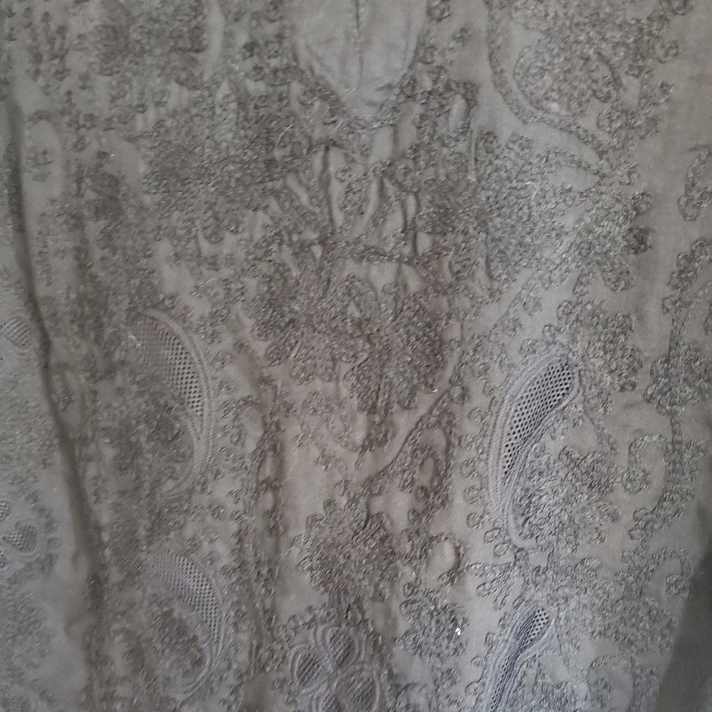 Stunning Embroidered Tunic - Picture 4 of 4